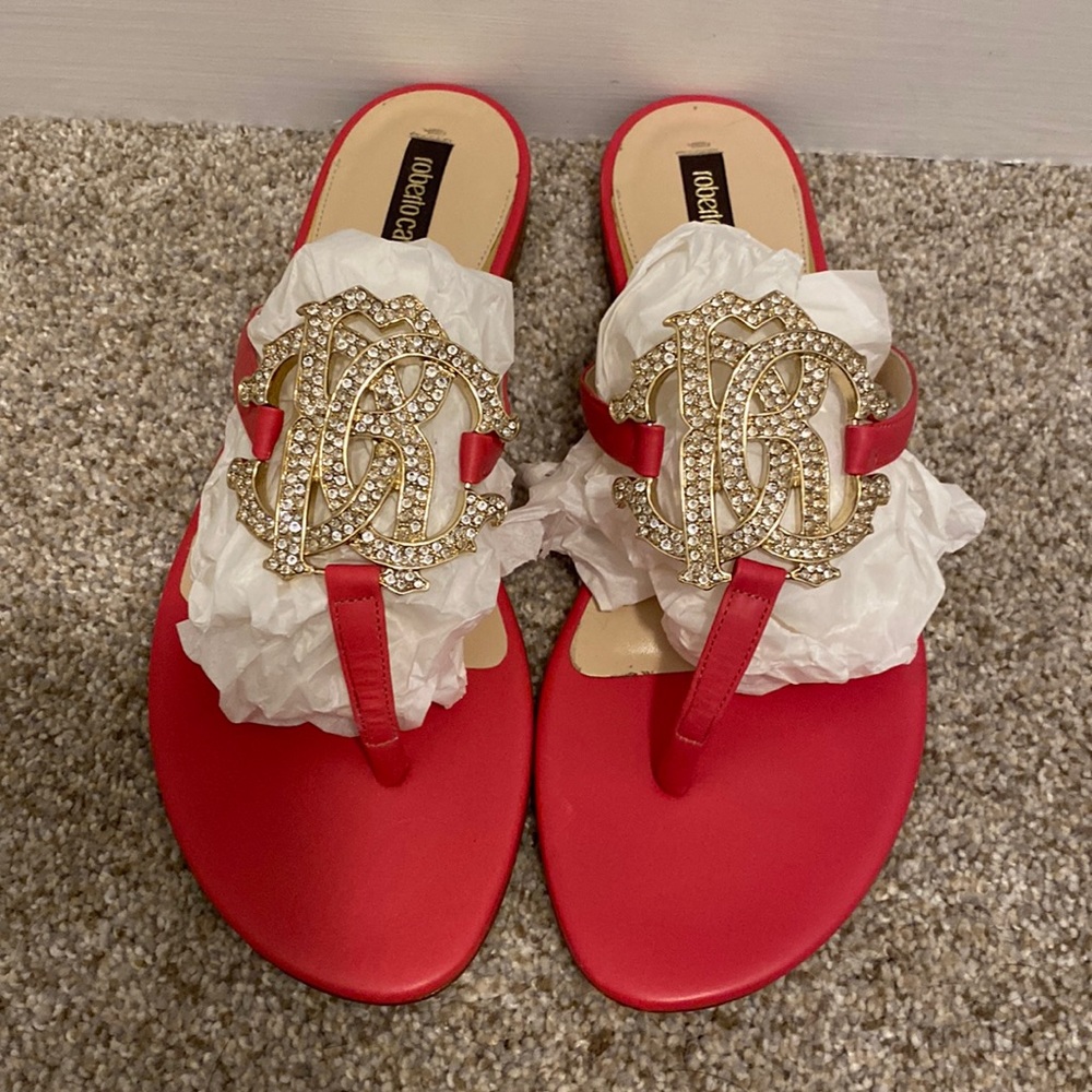 EUC Gorgeous ROBERTO CAVALLI STUDDED LOGO FLAT SANDALS. Size 37